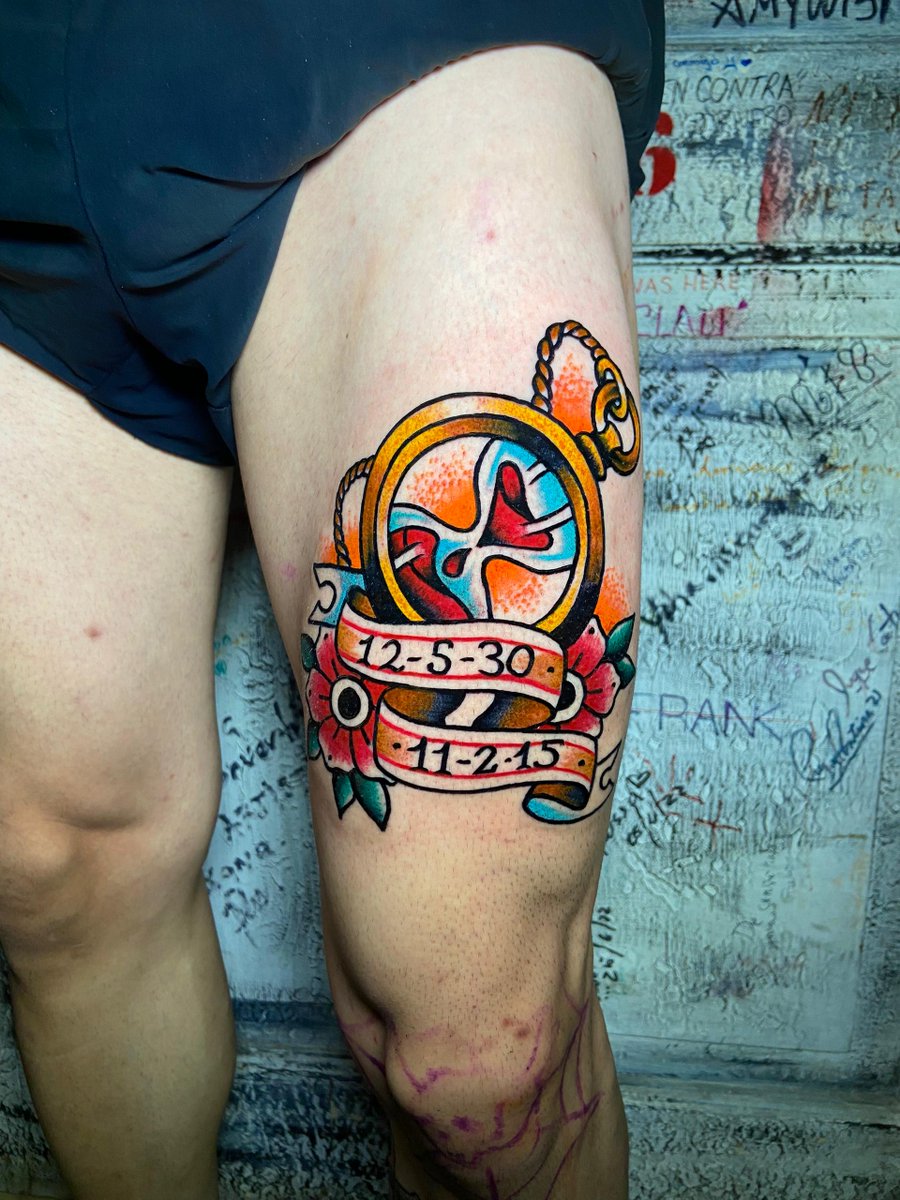 Nuevo tattoo dedicado a mi abuelo, gracias <a href="/yonathantattoo/">Flow_Kappa</a> por hacerme éste diseño tan personal:)