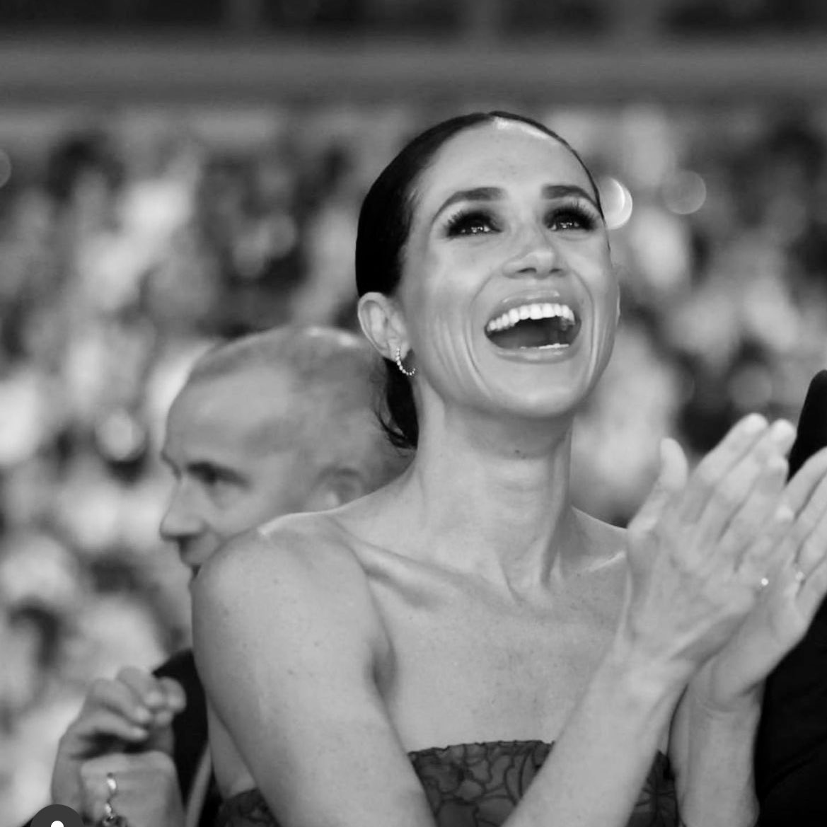 soucouyantskin's tweet photo. It’s rare that I have to pick my jaw up off of the floor.
But….
Sister…
What you trying to do to us?!!
Oh Jesus
#PrincessMeghan
#DuchessOfSussex
#DuchessOfSlay
#DuchessofService
#PrinceHarry
#DukeOfSussex
#InvictusGames23
#DukeOfSuccess
#MrandMrsInvictus
#LoveWins https://t.co/seaQn0vpKT