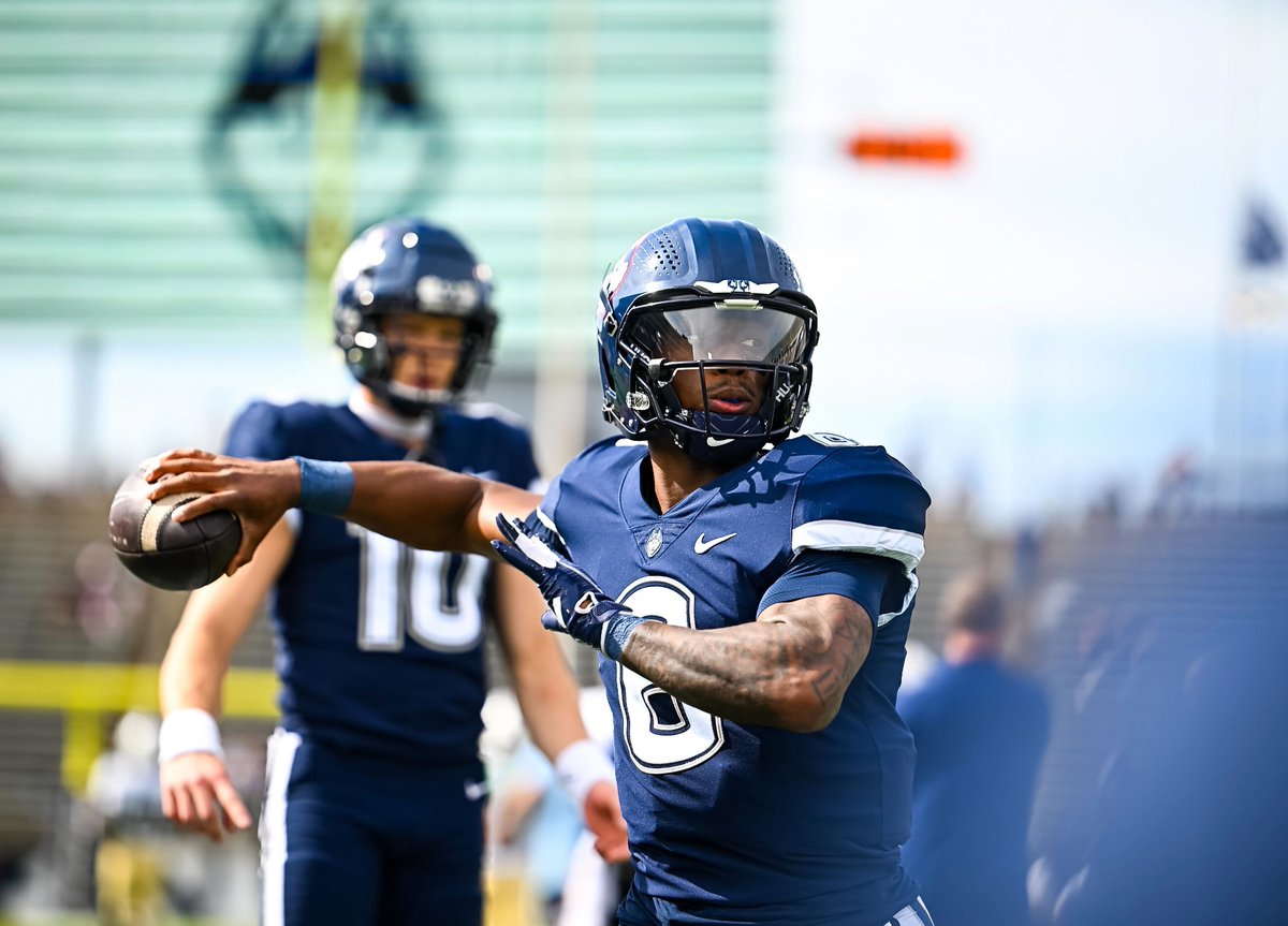 UConnFootball's tweet image. 6️⃣

#TheReload | @TaquanRoberson_