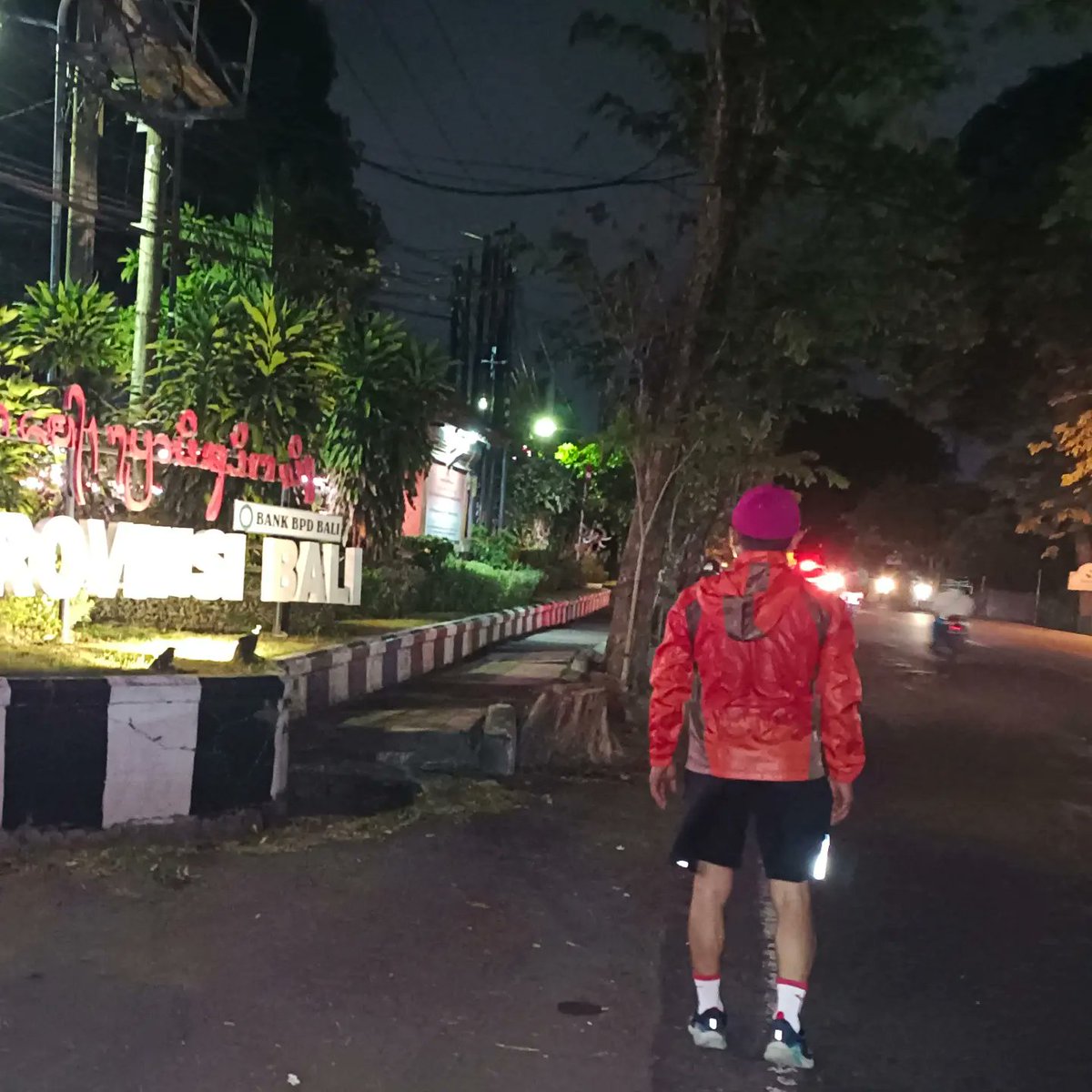 AlbertNomeri's tweet photo. Sehat itu harus lahir batin https://t.co/Y27RhW4VZC