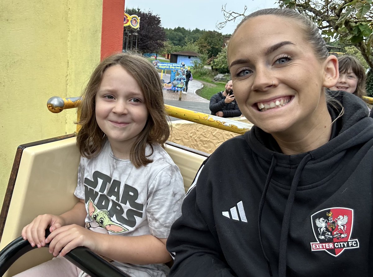 Exeter City Women FC (@exetercitywfc) on Twitter photo 🤩 Thank You to <a href="/CrealyResort/">Crealy Theme Park & Resort</a> for inviting us today
🎢 Always a fun day out
#ECFC 🤩 Thank You to <a href="/CrealyResort/">Crealy Theme Park & Resort</a> for inviting us today
🎢 Always a fun day out
#ECFC