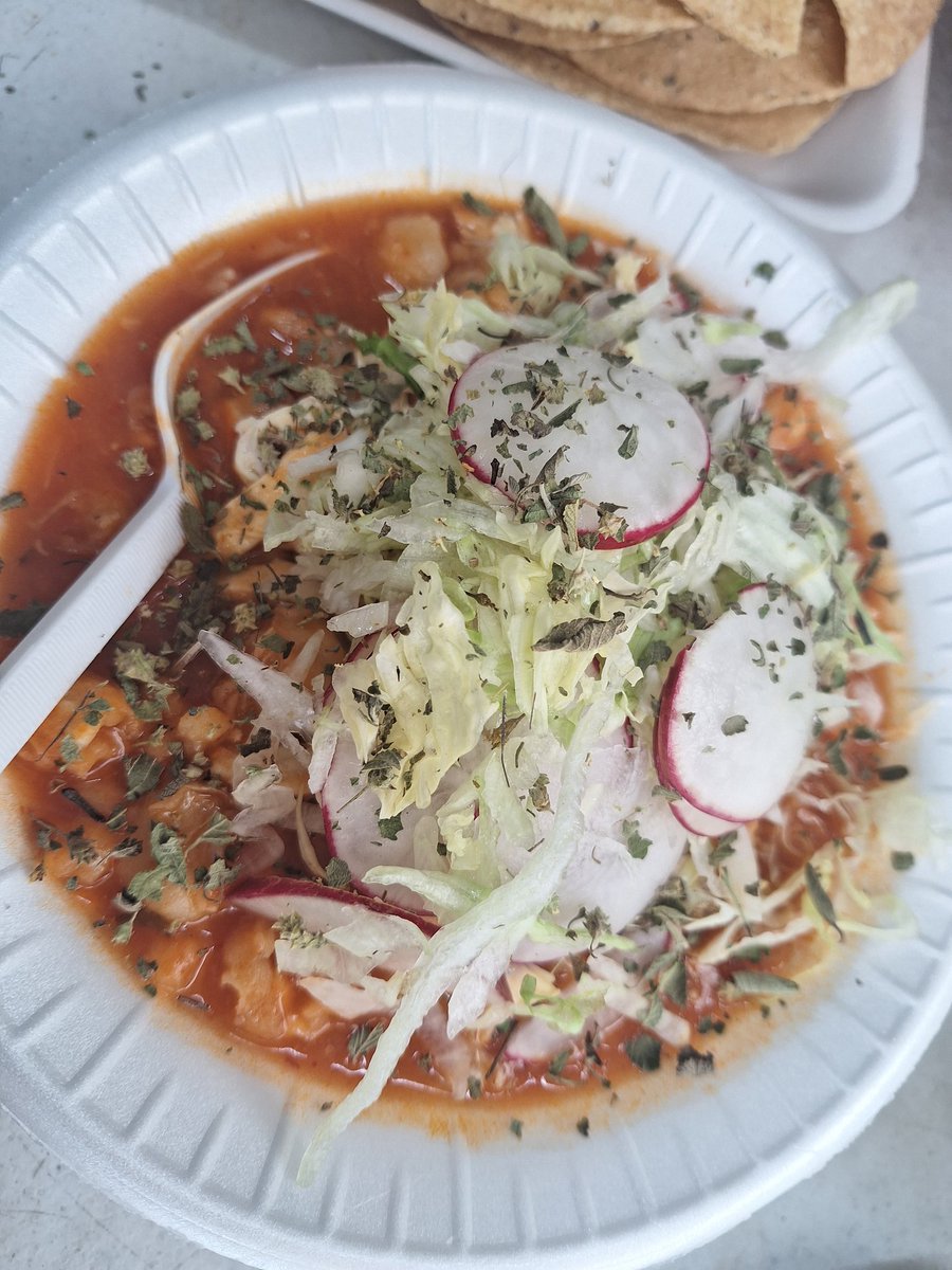 iCharlyLeon's tweet photo. Recalentado es más sabroso. Pozole #MeLoChingo 😋 https://t.co/Q06MTvvO9d