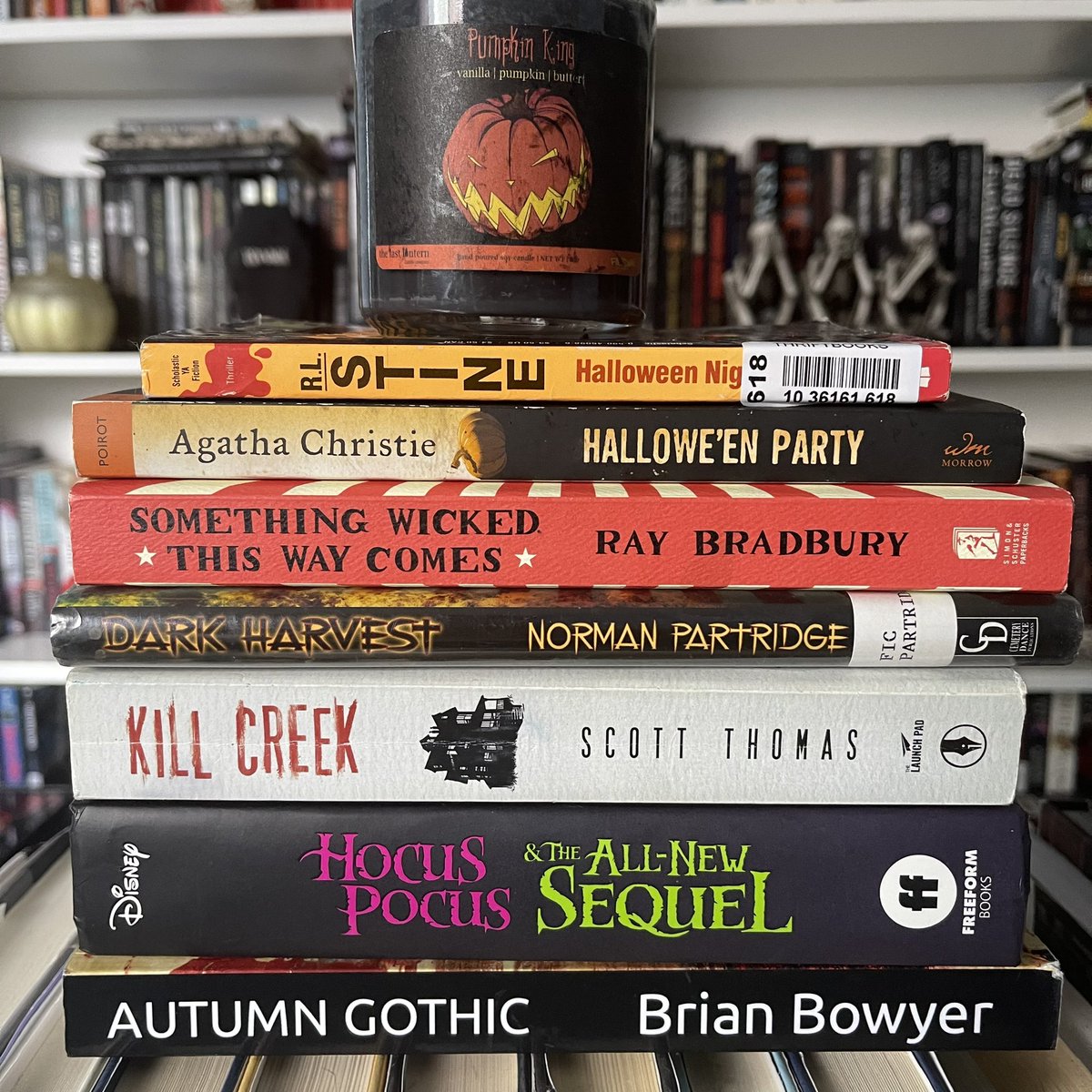 Happy Saturday! 

Some books that take place on Halloween night.  🎃👻

#bookcommunity  #Halloweenstories