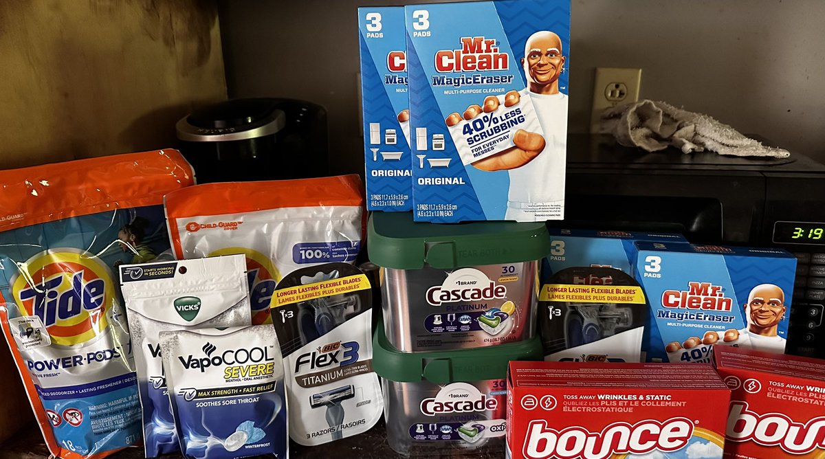 monicadeanne94's tweet photo. Saturdays are for couponing. Over $80 worth of household things for under $35. Not a bad start to couponing again. #dollargeneral #torokcouponhunter https://t.co/kyU3QoUBgW