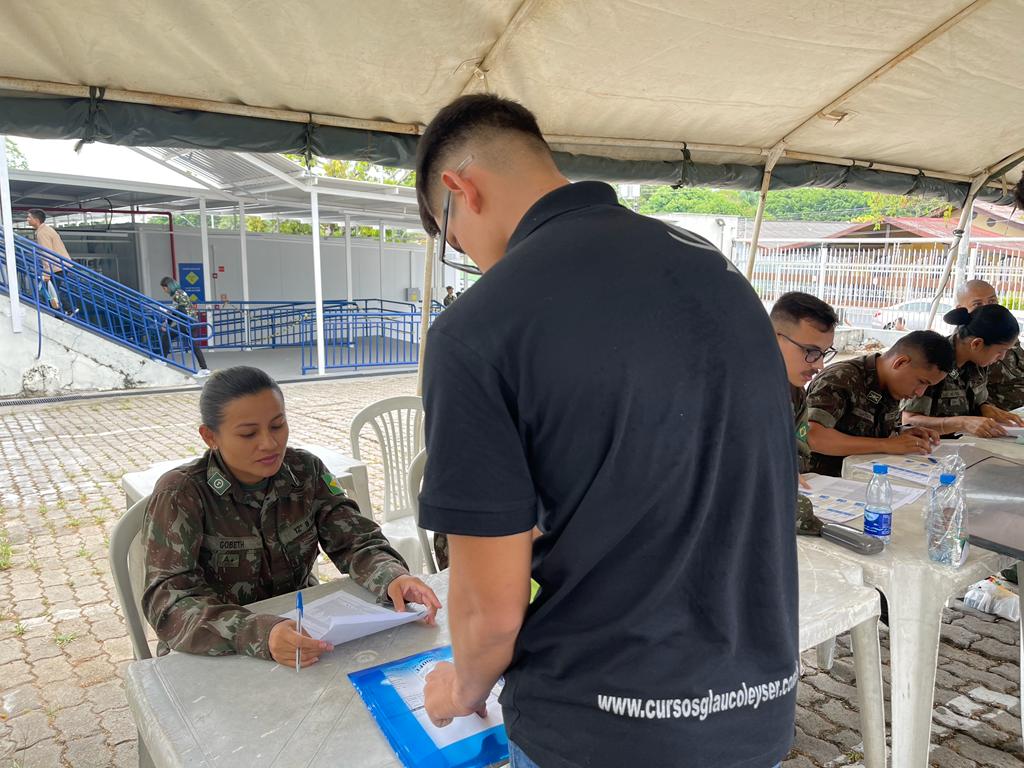 cma_exercito's tweet photo. 🇧🇷📷 Concurso EsPCEx 2023: 1.000 candidatos do CMA e 39.000 em todo o Brasil lutam pelo sonho de se tornar oficial do Exército! 📷📷 Primeiro passo para a AMAN. Em 5 anos, serão heróis nacionais! 📷 Boa sorte a todos! 📷#EsPCEx #ConcursoExército#CMA https://t.co/O5LndvrDFp https://t.co/y0mOodjXmn