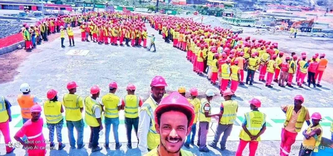 MaedotmEthiopia's tweet image. Thousands of Amhara civilians, like Mengstu Alem, from Behme Mariam Kebele on the outskirts of Bahir Dar, endure unimaginable suffering in repurposed storage facilities turned concentration camps. Basic necessities are absent, and lives are lost. This underscores the ongoing…