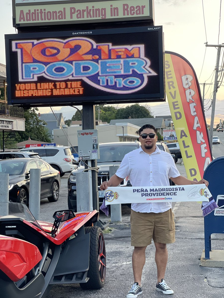 DuckMadridista_'s tweet image. Te saluda el DUCK MADRIDISTA desde PROVIDENCE RHODE ISLAND

@fernandopalomo es malo que un #Madridista vea un partido del #VARsa…?

Yo quiero que pinche el #VARsa hoy frente al #Betis 😁

#BarcaRealBetis