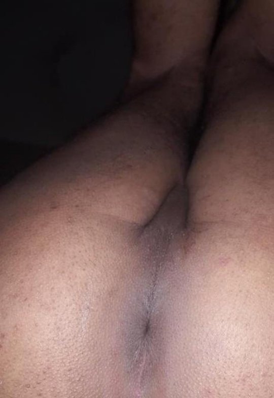 في العلاقات بتحصل كتير تقدر تمارس الجنس معهم ولاكن القليل تجد الصدق والأمان والمتعه معهم وسند معنوي وعاطفي بعيد عن المالي لان ليس كل الناس لأن أغلبهم مستورين بالعافيه 

👈تجد الصدق والأمان والمتعه معهم وسند معنوي وعاطفي👉

وانا هذا الذي يهمني👆❤️