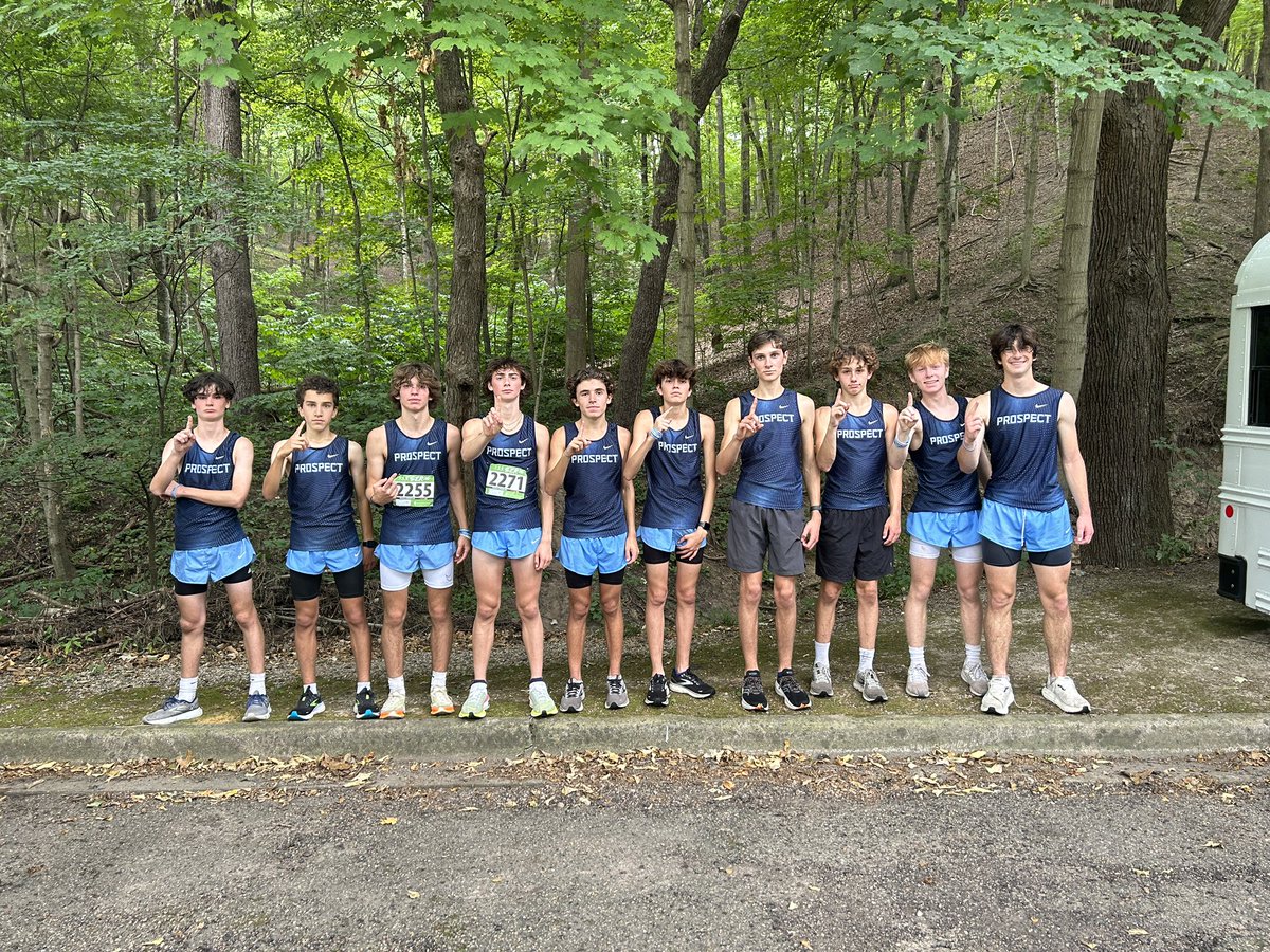 PHSKnightsXCTF's tweet photo. The Frosh/Soph guys win the Richard Spring Invite! They took the lead from the gun and didn’t look back. https://t.co/8XADOjDaln