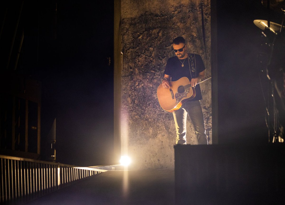 ericchurch's tweet image. Night 28 of #TheOutsidersRevivalTour 9.15.23 // Albuquerque, NM // Isleta Amphitheater

Relive the show in this recap by @jadamlucas - ericchurch.com/news/Albuquerq…

📷: Anthony D'Angio