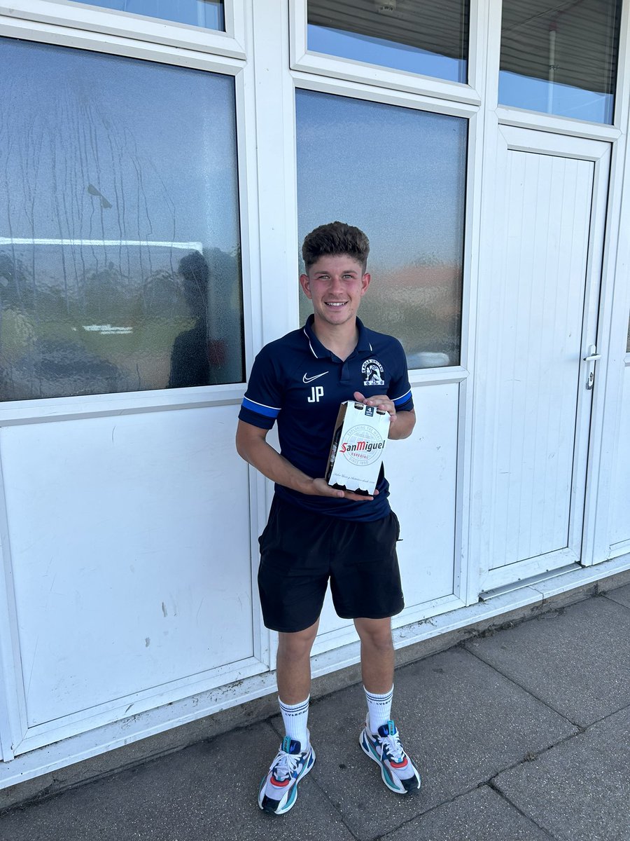 RESULT
 
First XI 5-0 @STRangers_Dev 

Dom Goddard ⚽️⚽️⚽️
Josh Brason ⚽️⚽️
 
@TomLomas7 Barbering MOTM courtesy of Spar Shop Priory Rd 🏆 <a href="/parla_joe/">Joe Parla</a> 

🦅⚽️#EUFC