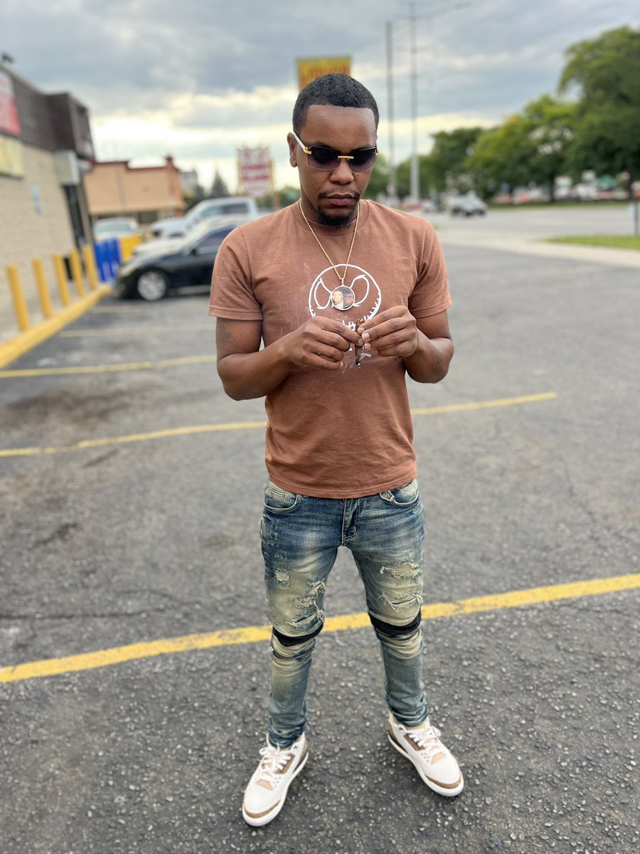 freemysis's tweet photo. I keep my game tight i stay down ran it up by myself ‼️🏌🏽 https://t.co/B1g0MyAIME
