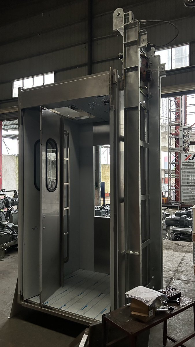 XMT construction elevator with small cage WhatsApp: +8618718721679 benty@xyhoist.com #XMThoist#ORBIT#ZJM#buildinghoist#constructionhoist#passengerhoist#materialhoist#constructionelevator#rackandpinionhoist#elevator#lift#lifting#goodslift#materiallift#builder#лифт#مصعد#ascensor