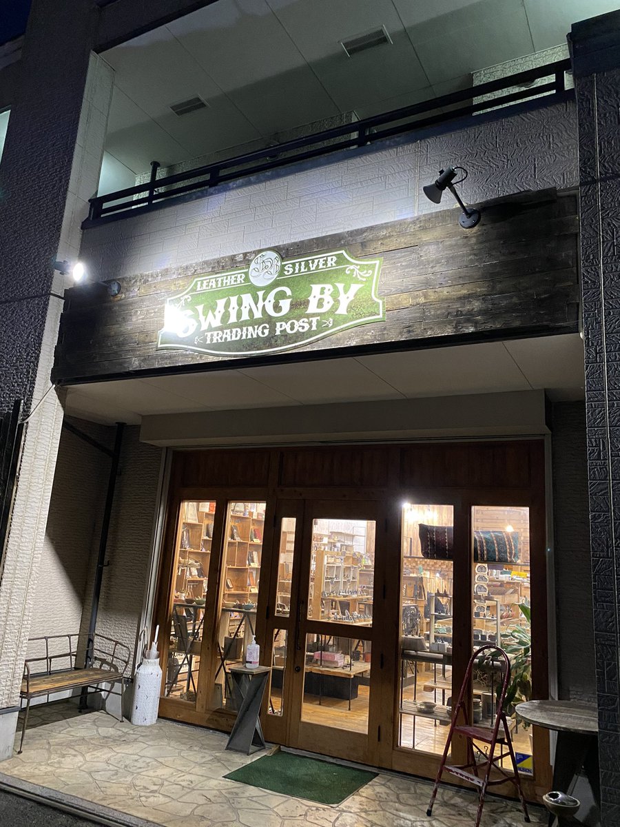39mm10's tweet photo. 奈良のSWING BYさんで
コインリング作ってきました
店員さんも面白い方で
楽しい時間を過ごさせていただきました

明日は神戸屋秋祭りにバンドで出ます
おいしいもの食べて飲んで
みんなで楽しみましょ！ https://t.co/s93muaPQFW