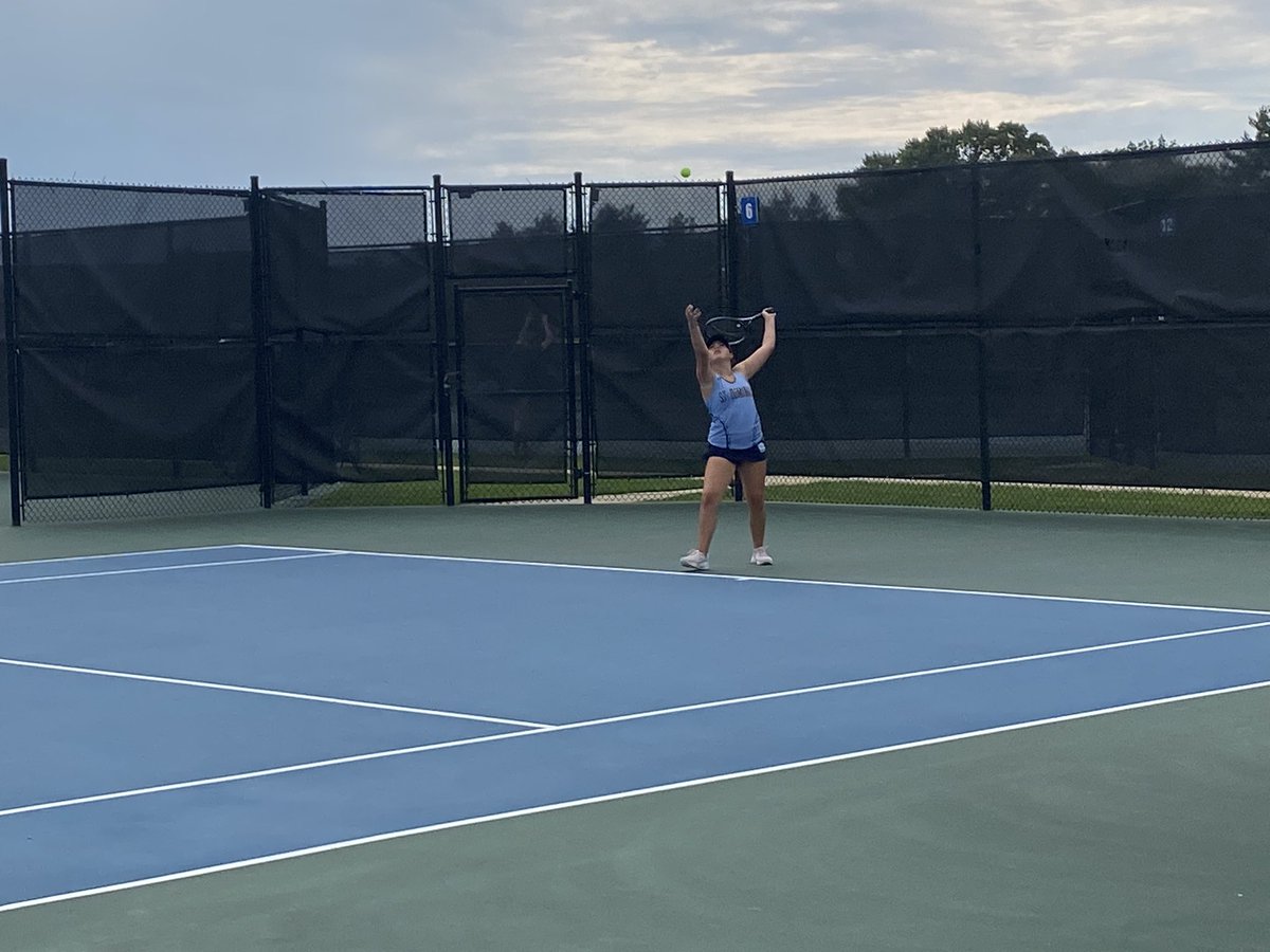 Ladies SDHS Tennis tweet media
