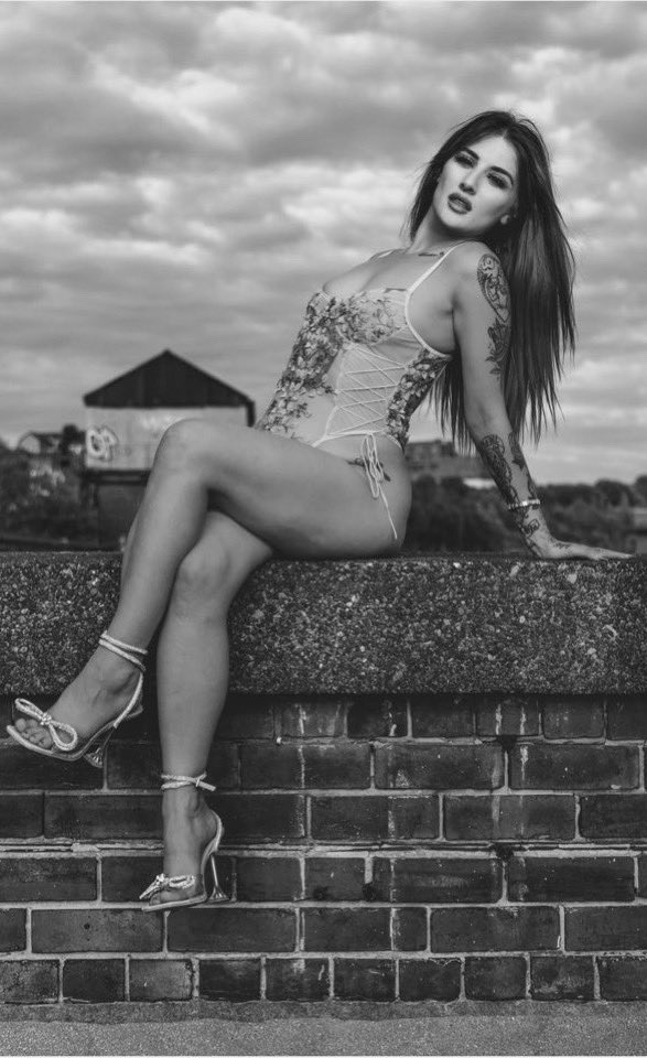 chloelouiseofx's tweet photo. 💸 RT GAME 💸

The kind of subs approaching and doing their best to please Me with a good rt game 👌
What a pleasure to satisfy a Goddess like Me 😌

3/3/3
30MIN
3 COMMENTS LIMIT

💸💸💸 https://t.co/4ZXKqOnrEM
