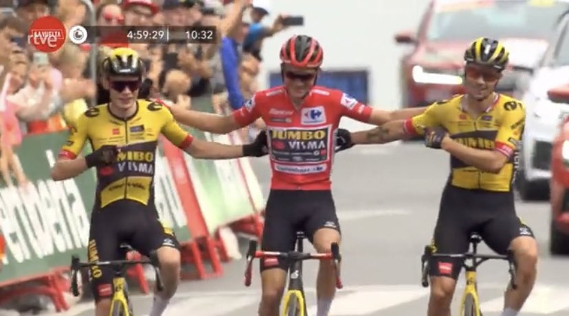 Sepp Kuss fue pieza clave para que Primoz Roglic ganara el Giro de Italia y para que Jonas Vingegaard ganara el Tour de Francia.

Después de disputar las 3 Grandes Vueltas en 2023, ahora mismo es el virtual ganador de la Vuelta a España.

Y no puede ser más merecido ❤️