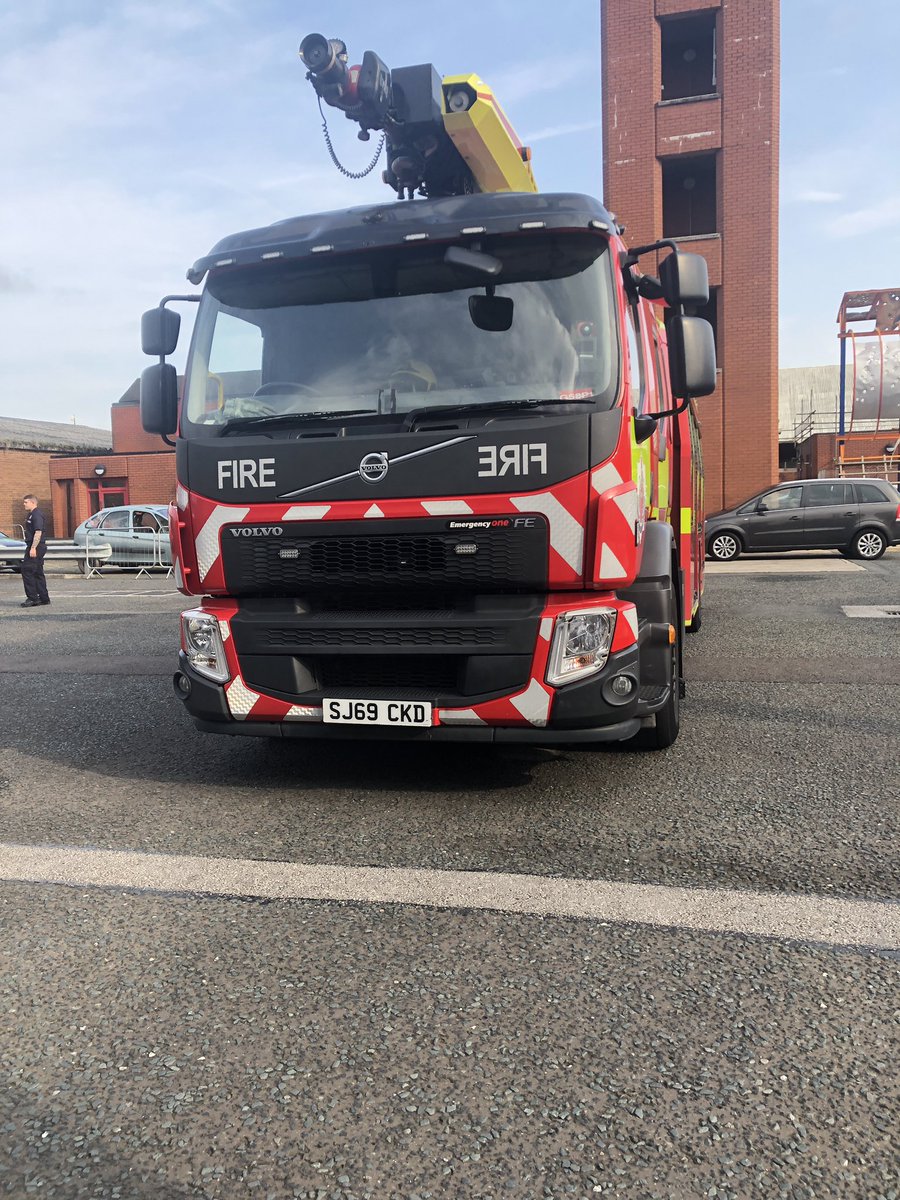 ElishaHughesHC's tweet photo. Today I am at Salford Fire Station with the #SaveALife campaign. It has been an amazing day! From training people to talking to the members of public, it has been an enjoyable day!
@stjohnambulance @SJAGMYouth #CadetReporter #StJohnYouth https://t.co/xWEZ5rKhlA
