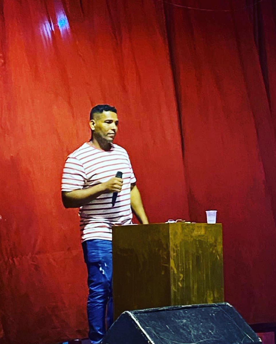 marcuspauloreal's tweet image. Nossa festa de apresentação dos protótipos da querida @gresestacio para o carnaval de 24.  O velho Estacio me emocionou! Agradeço a todos que participaram da organização do maravilhoso evento.
#berçodosamba #carnaval2024 #carnavalrj #carnaval #marcuspaulo #design #projetos