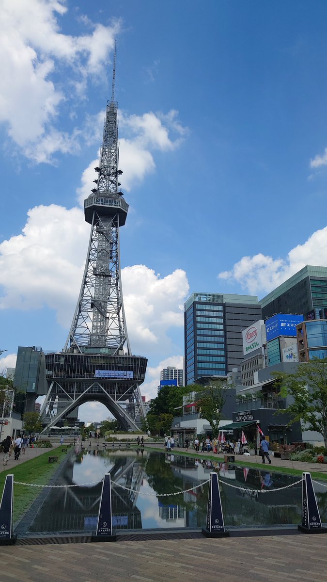(=゜ω゜)ミライタワー。飛鳥と未来のパネルが同じ展望台の場所にあるの控えめに行って最高なんだが?周りの景色も良い。あと気のせいでなければ7割Pだったと思う。 #でらます 