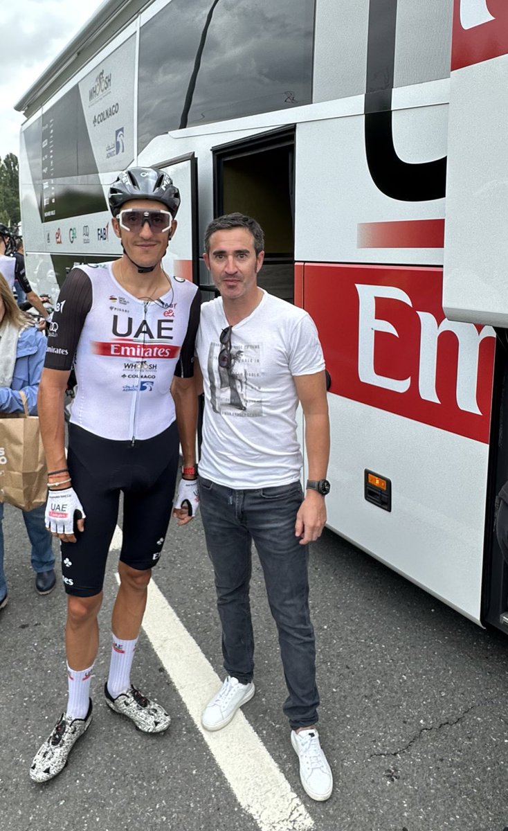 danimoreno81's tweet photo. Sistemando con mi amigo  @solermarc93 https://t.co/GXsEEEB6ZI