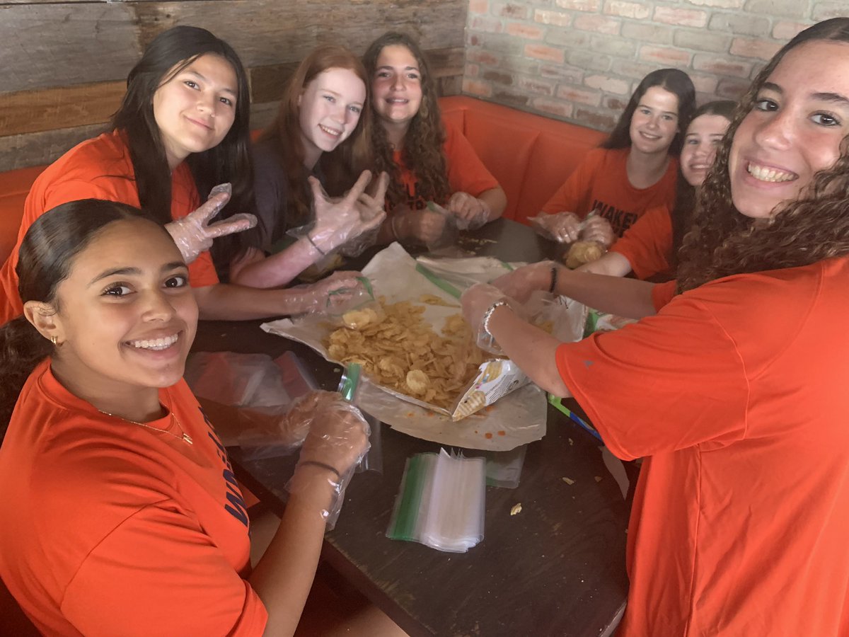 Wakeland Girls Basketball tweet media