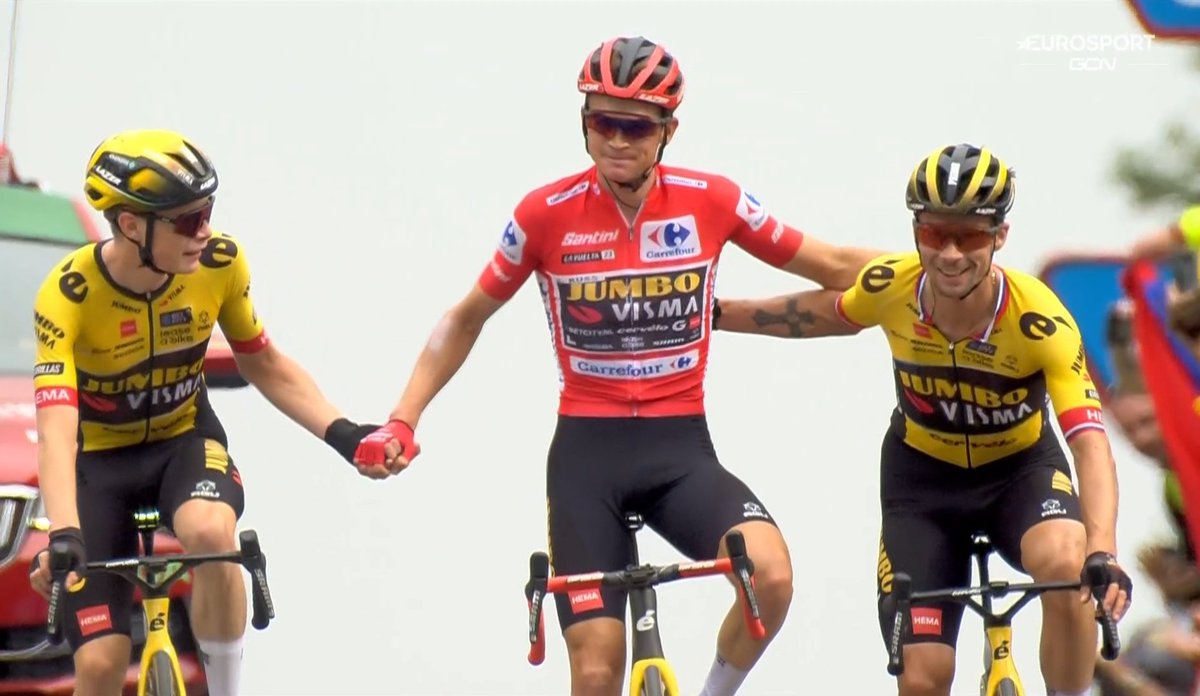 LEtapaReina's tweet photo. HO HA ACONSEGUIT.
Ho han aconseguit.

Visca @seppkuss!
Visca el ciclisme!

#Lavuelta23 https://t.co/cV57oVsPis
