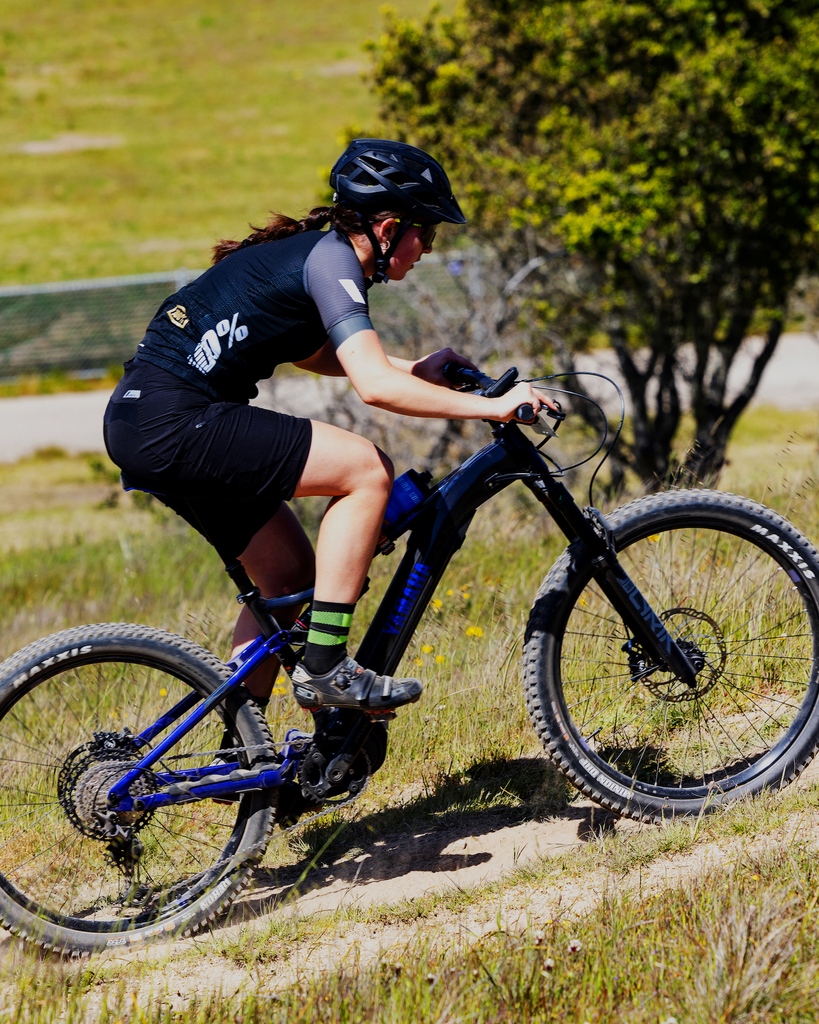 yamahabicycles's tweet photo. The #amproracing ebike racing team is back to racing at the GNCC this weekend with three rounds left to go. #tyteasdale, #mitchhawkins, and #alliecardozo are all running third place in their respective classes after the summer break, and feeling great going into the fall season. https://t.co/eYjs7MQCST