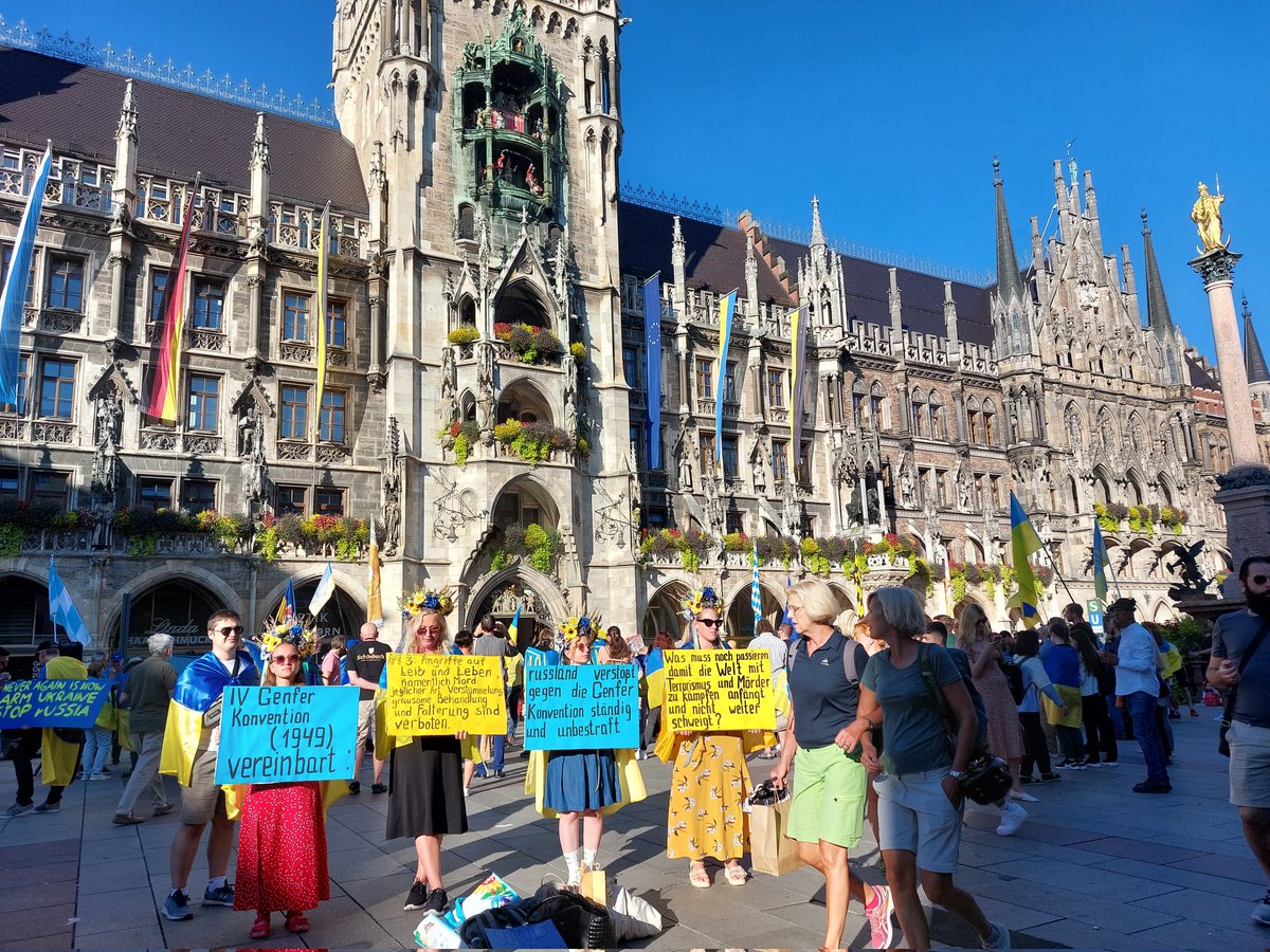 Tamrico2022's tweet photo. Munich #StandWithUkraine
#SafeAzovstallDefenders
#BringBackKidsUA
#NAFO https://t.co/cpfpmaTomy