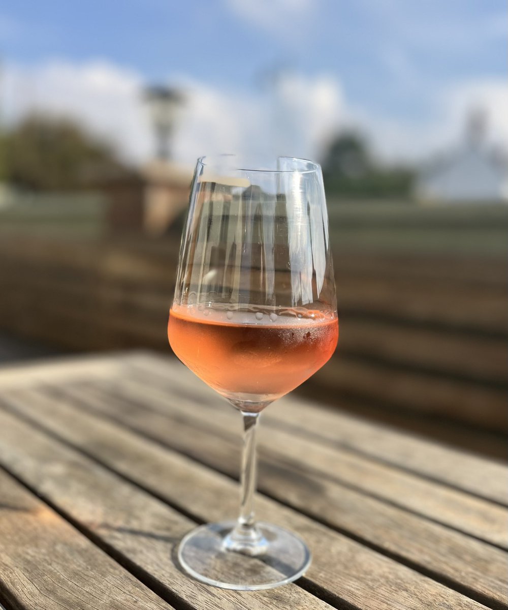 Ćh💋ryl 👩🏼👗 tweet media