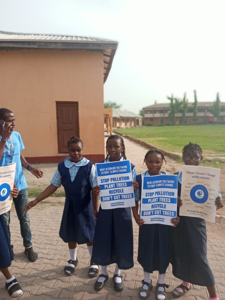 Casmino_dozie's tweet photo. Africa Climate summit.

Calling our leaders  to be come out clean and transparent for Action towards Climate Change. My people are being feeling the heat in my Local community. 
Let them ensure we achieve low carbon neutrality. 
#GoingClimateAction. #ClimateChange #SDGSummit https://t.co/mhsd3lDpPd