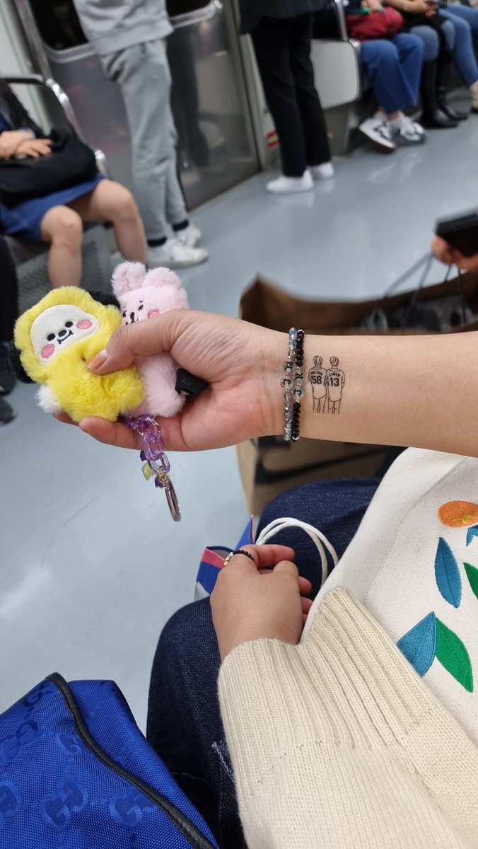 천별1000☆🌟지민아사랑해 tweet media