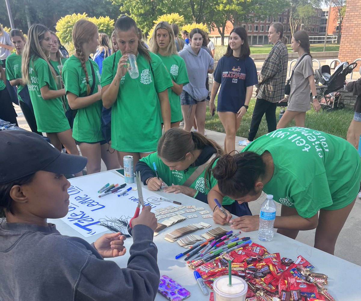 An honor to join in on the 2nd annual suicide awareness walk on campus today! Tell your friends you love them 💚 #MentalHealthMatters
