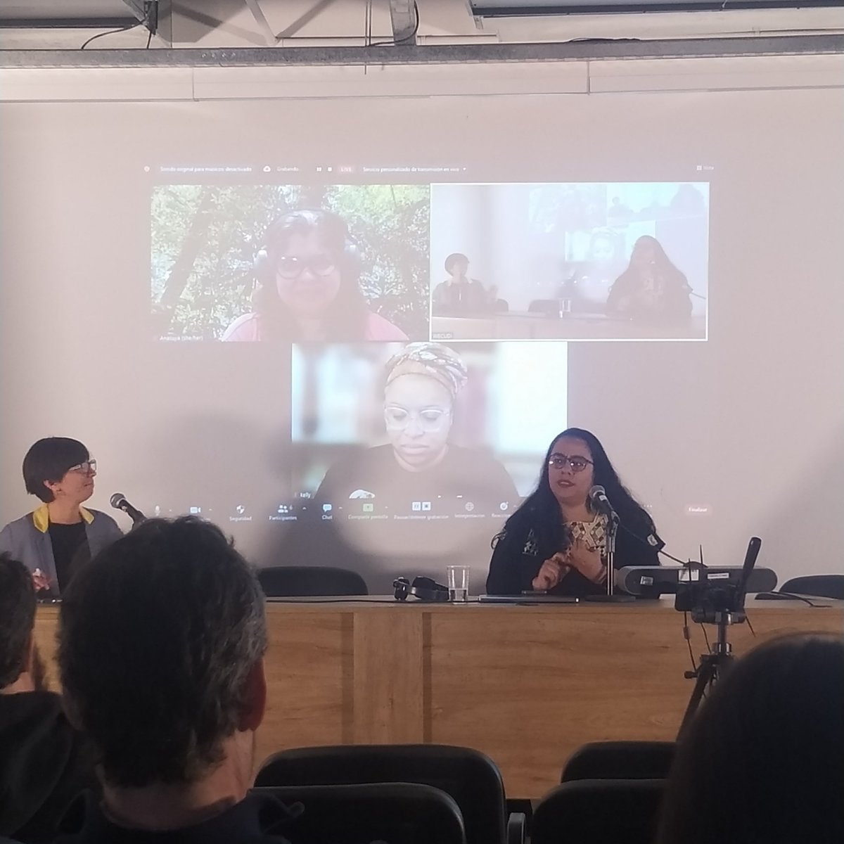 WikiAcción Perú (@wikiaccionperu) on Twitter photo 🤝🏽 Ahora en la conferencia "¿De quién es el conocimiento y cómo se construye?
Justicia epistemológica y prácticas pedagógicas" con las compañeras de Whose Knowledge y Wikimedia
México junto a Constanza Verón.
<a href="/WhoseKnowledge/">@whoseknowledge@whoseknowledge.social on Mastodon</a> <a href="/Wikimedia_mx/">Wikimedia México</a> <a href="/wecudiunlp/">WECUDI</a> 🤝🏽 Ahora en la conferencia "¿De quién es el conocimiento y cómo se construye?
Justicia epistemológica y prácticas pedagógicas" con las compañeras de Whose Knowledge y Wikimedia
México junto a Constanza Verón.
<a href="/WhoseKnowledge/">@whoseknowledge@whoseknowledge.social on Mastodon</a> <a href="/Wikimedia_mx/">Wikimedia México</a> <a href="/wecudiunlp/">WECUDI</a>