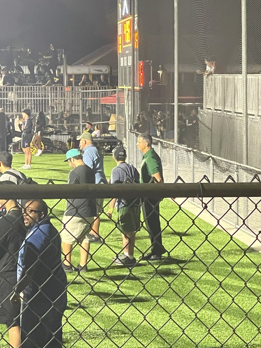 nurbanczyk5's tweet photo. I know it’s all over social media already but I was at the game last night and canes fans, we are in good hands. This man will stop at nothing to bring us back to our glory days. Glad I’m here to enjoy the ride! #MiamiHurricanes #ItsAllAboutTheU @coach_cristobal https://t.co/Cvux7q00VA