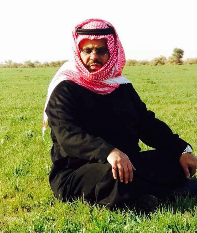 LuluKhalidM's tweet photo. ان العين لتدمع وان القلب ليحزن وانا على فراقك يابوي لمحزونون 💔 الله يرحمك ويغفرلك ويجعل ما اصابك تكفير لذنوبك ورفعة في درجاتك🤲🏻🙏🏻 https://t.co/w7IOVOHPjV