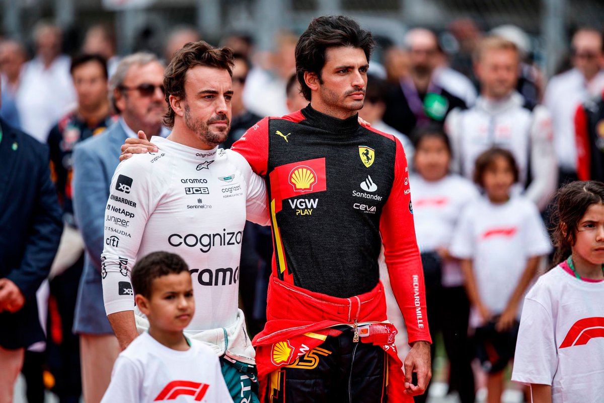 FormulaDirecta's tweet photo. 📊 Apariciones en Q3 esta temporada:

🇪🇸 Alonso  - 15
🇪🇸 Sainz - 14
Verstappen , Hamilton, Leclerc- 13
Russell, Norris - 11
Piastri - 9
Pérez - 8
Gasly, Stroll, Hulkenberg - 7  
Ocon, Albon - 6 
Bottas, Tsunoda, Magnussen - 2 
Zhou, Sargeant, Lawson - 1

🐐 Fernando Alonso, el único que ha estado en todas.

#F1 #SingaporeGP 🇸🇬