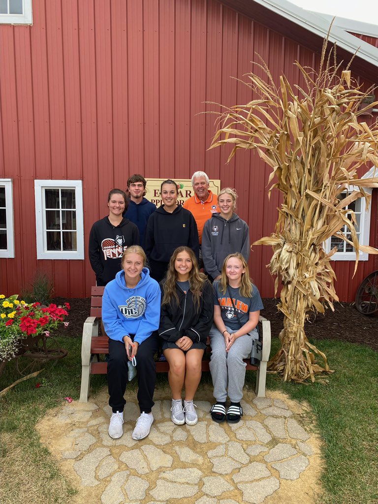 HarlemGTennis's tweet photo. Unfortunately, our tennis tournament got canceled today. Fortunately, Coach Dredge took the team to Starbucks and Edwards Apple Orchard to make up for it! 🧡 https://t.co/IV21TGpKVX