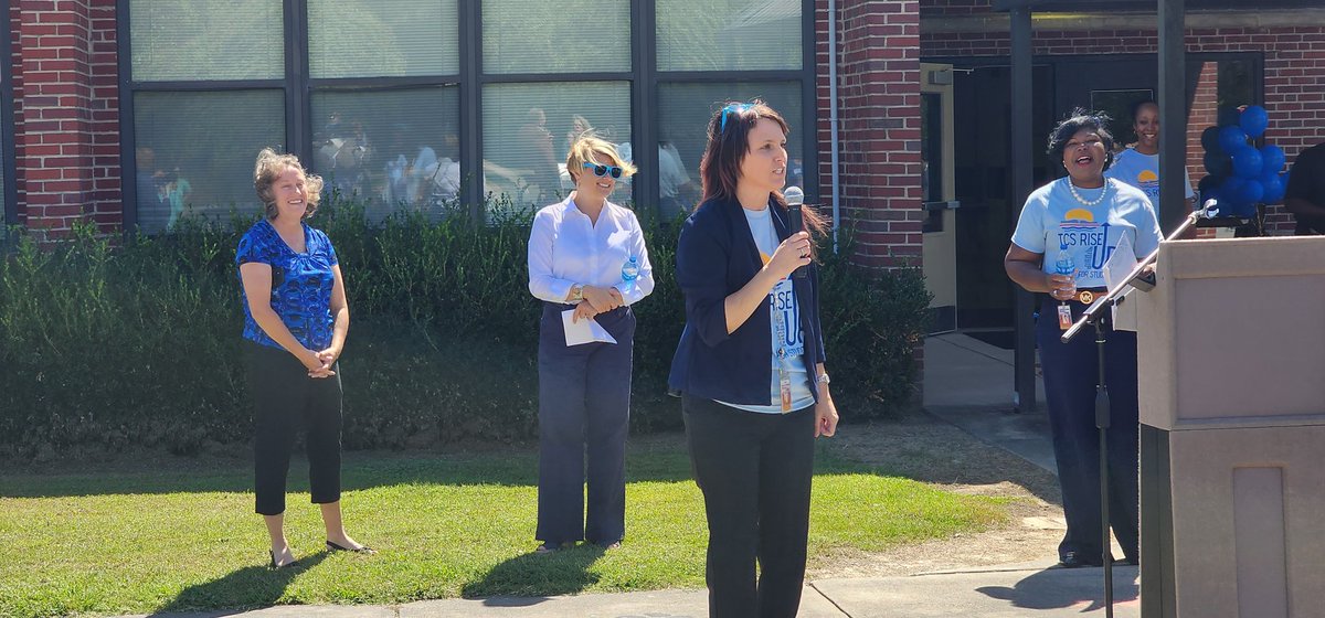 TabariWallace's tweet photo. Great in @TycoSchools. @CTruittNCDPI joined in the celebration of Principal @MaryBridgers7 students great accomplishment of exceeded growth, met growth in ALL subgroups &amp; moving out of improvement! Her dedicated staff and great culture is infectious. Ride or Fly! @ncpublicschools https://t.co/JvTRaFZJLH