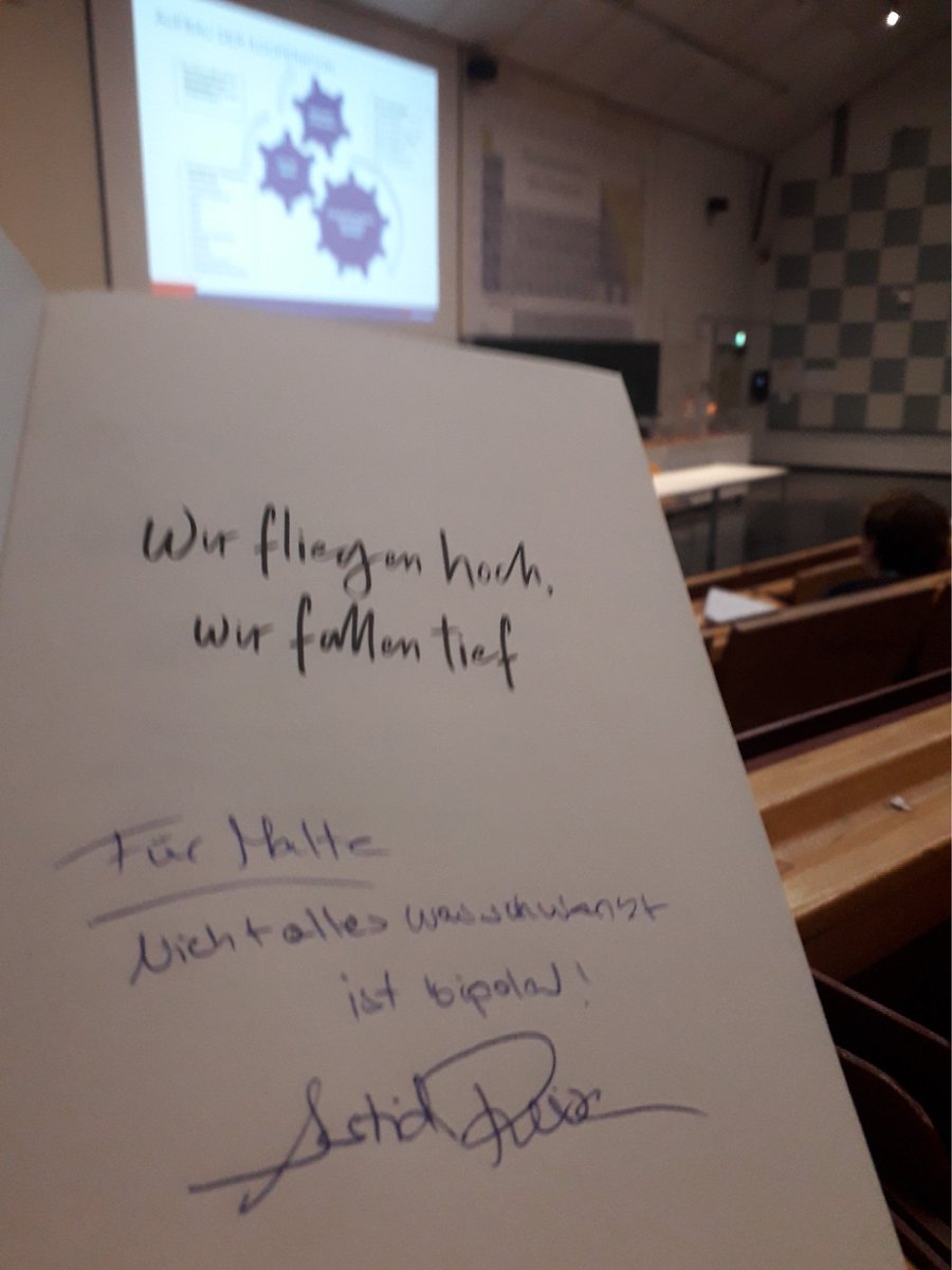 MalStrat's tweet photo. Danke noch einmal @DrAstrid2, dass Du mir mein Buch signiert hast. Und voll cool, dass ich Dich in Natura auf der #DGBS und außerhalb von Island sehen durfte! 🤩 https://t.co/Sn3Q36N8dE