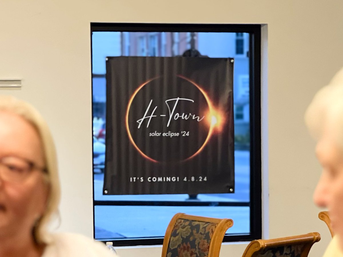 I attended the Hagerstown Eclipse community meeting. There were a lot of people asking “what to expect?”
100,000 people coming to Wayne County?