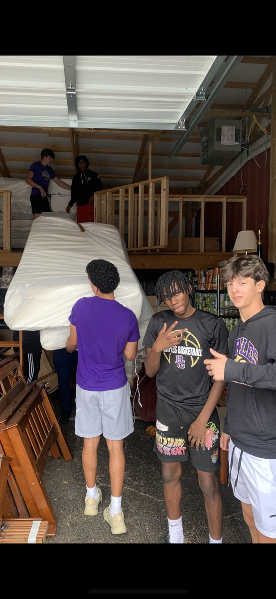 PurplesHoops's tweet photo. Purples Basketball working with Independence Bank and @BgHousing Build A Bed Program!  Proud of our guys commitment to helping their community!!  @BGISD @BGHSPurplesNews @BgPurplesAth https://t.co/qwcbaoRNA1