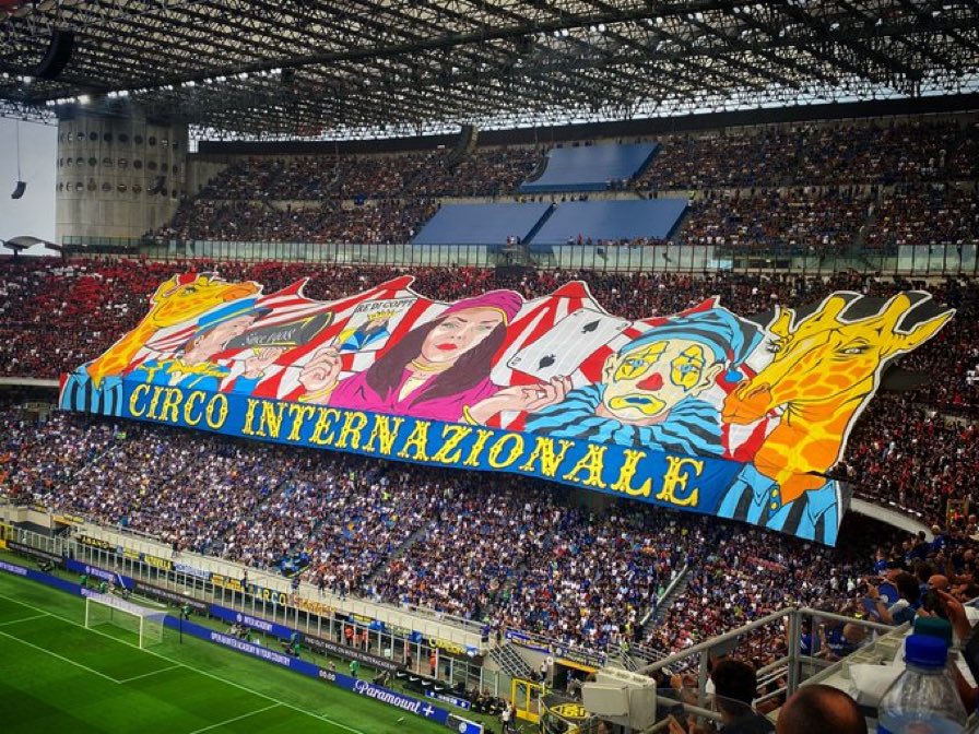 Koreo Curva Sud Milano "Sirkus Internasional"