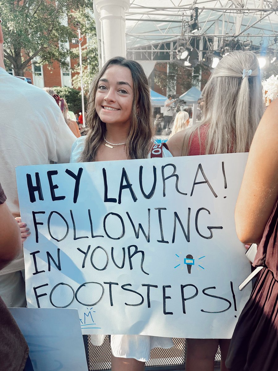Such a fun moment getting to meet the amazing <a href="/LauraRutledge/">Laura Rutledge</a> this morning!!!
Also great having #SECNation come to Starkville this morning to get us ready to #BeatLSU #HailState !!