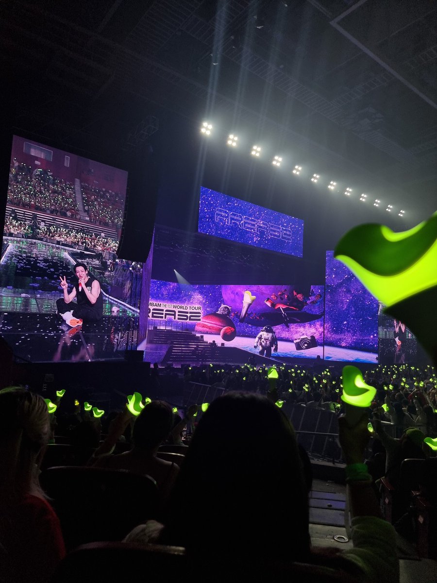 𝕭ꓭ💚🐦 tweet media