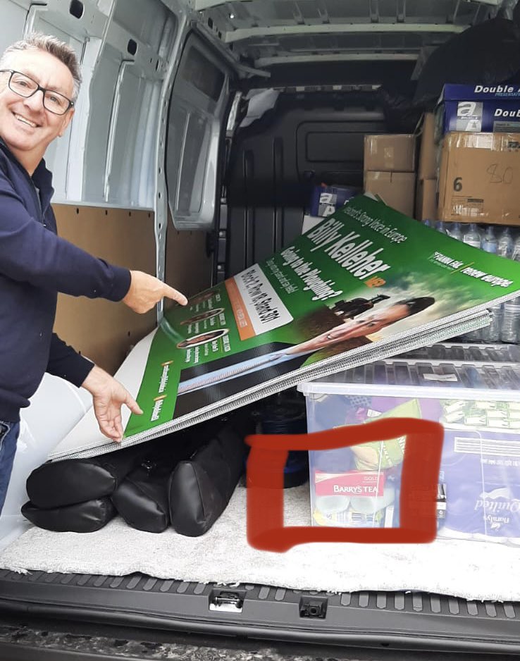 DonnachaMaguire's tweet photo. Can I just say that while I am responsible for many things in Team @BillyKelleherEU, this failure rests solely with him and him alone!
#Lyons4Eva #Ploughing2023 #TeaWars https://t.co/GVNzyQWkGZ