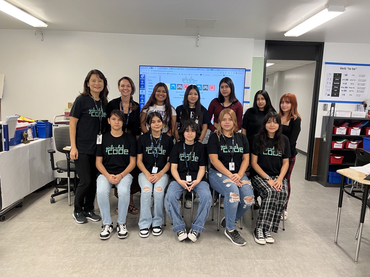 SharyShimray's tweet photo. Thanks to ⁦⁦@GirlsWhoCode⁩ for providing coding learning opportunities. Our girls are proud being part of your club.⁦ @InternationalHS⁩ #AISDProud https://t.co/yrp7csU7G0