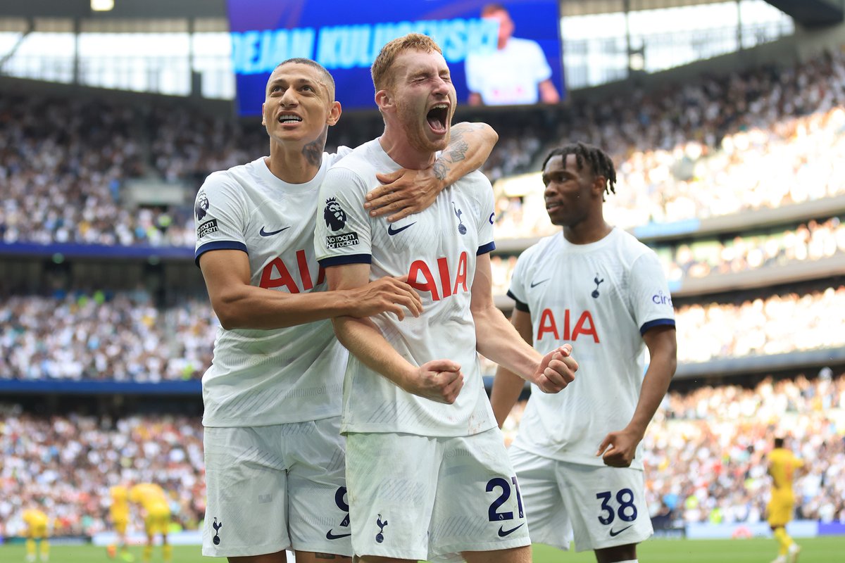 thespursweb's tweet photo. A MASSIVE THREE POINTS!  NEVER GIVE UP! https://t.co/Yg16Ayt7B4