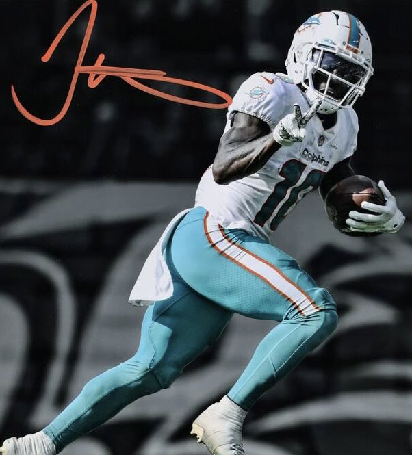 MailOrderMike's tweet photo. Private Signing with Miami Dolphin Star Wide Receiver, Tyreek Hill!

Send In Opportunity!
Signing Date: 10/3/23
Send In Deadline: 9/27/23

Any Item: $140
Inscriptions (up to 3 words): $50
Beckett: $10

Send to Address:
Mike Connors / Cheetah
522 Henmar Drive
Landing, NJ 07850 https://t.co/7antiIaaHp