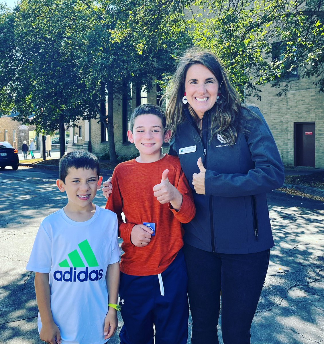 ForPerinton's tweet photo. Want to know someone whose face will probably be on US currency someday?  Meet Nate Pulcini!  He is one of the kindest, smartest and most hard working kids I've ever known!  I was Nate's ELA teacher last year, so it was extra nice to see him at the Fairport Farmers Market! https://t.co/iaCDf5zHzr